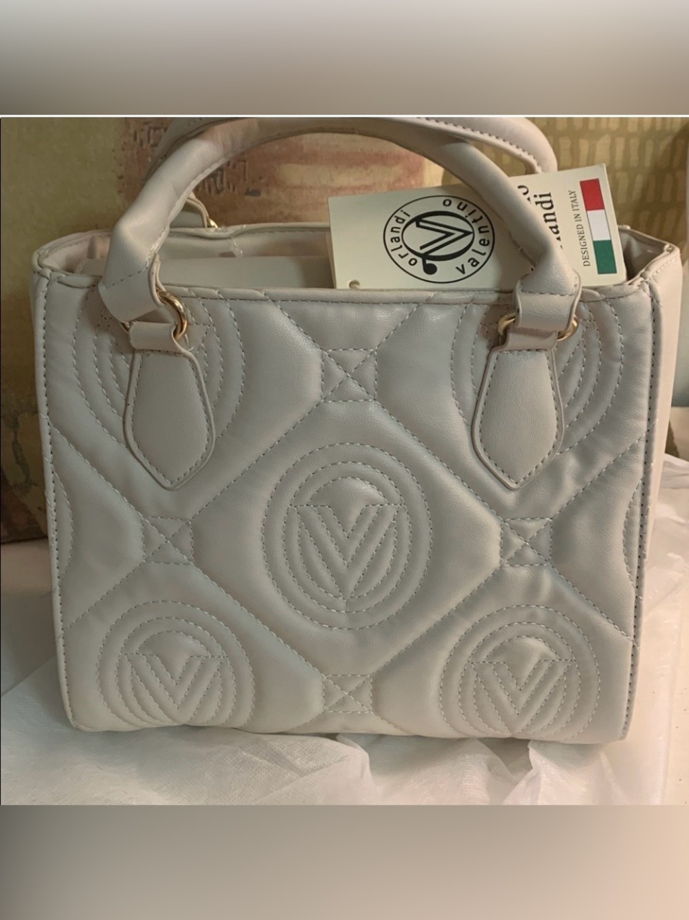 Valentino Orlandi Cream
Quilted Bag - Picture 2 of 12